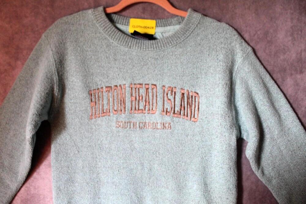 Comfortex USA Sweater Womens S Green Embroidered Hilton Head Pullover Logo